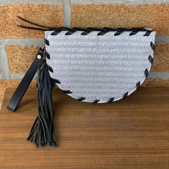 Poolside BagsSmall Metallic Raffia Clutch - Picture 1 of 12